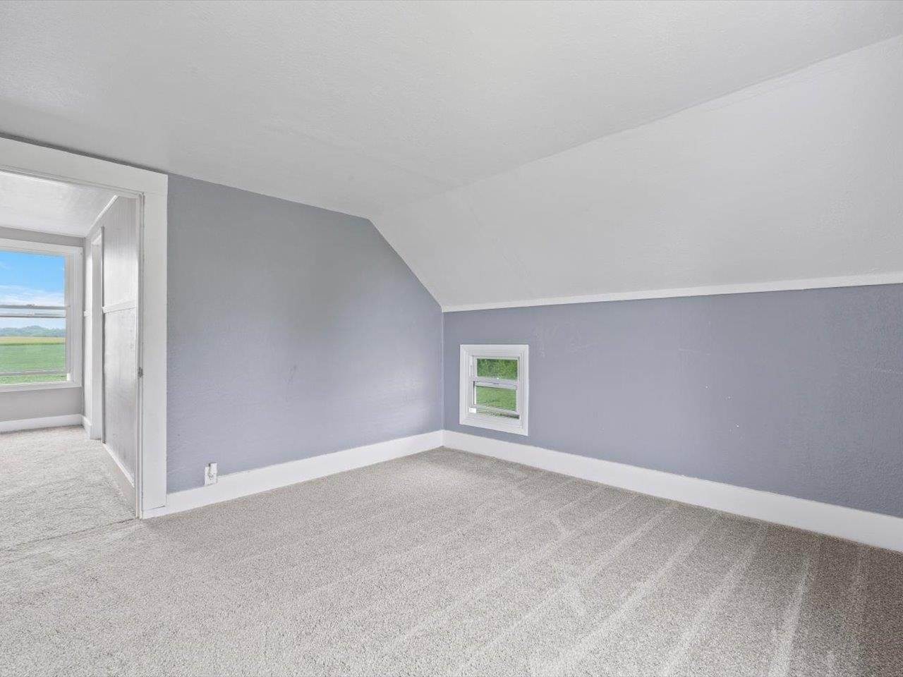 301 1st Street, Long Grove, IA 52756