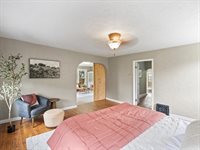 301 1st Street, Long Grove, IA 52756