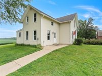 301 1st Street, Long Grove, IA 52756