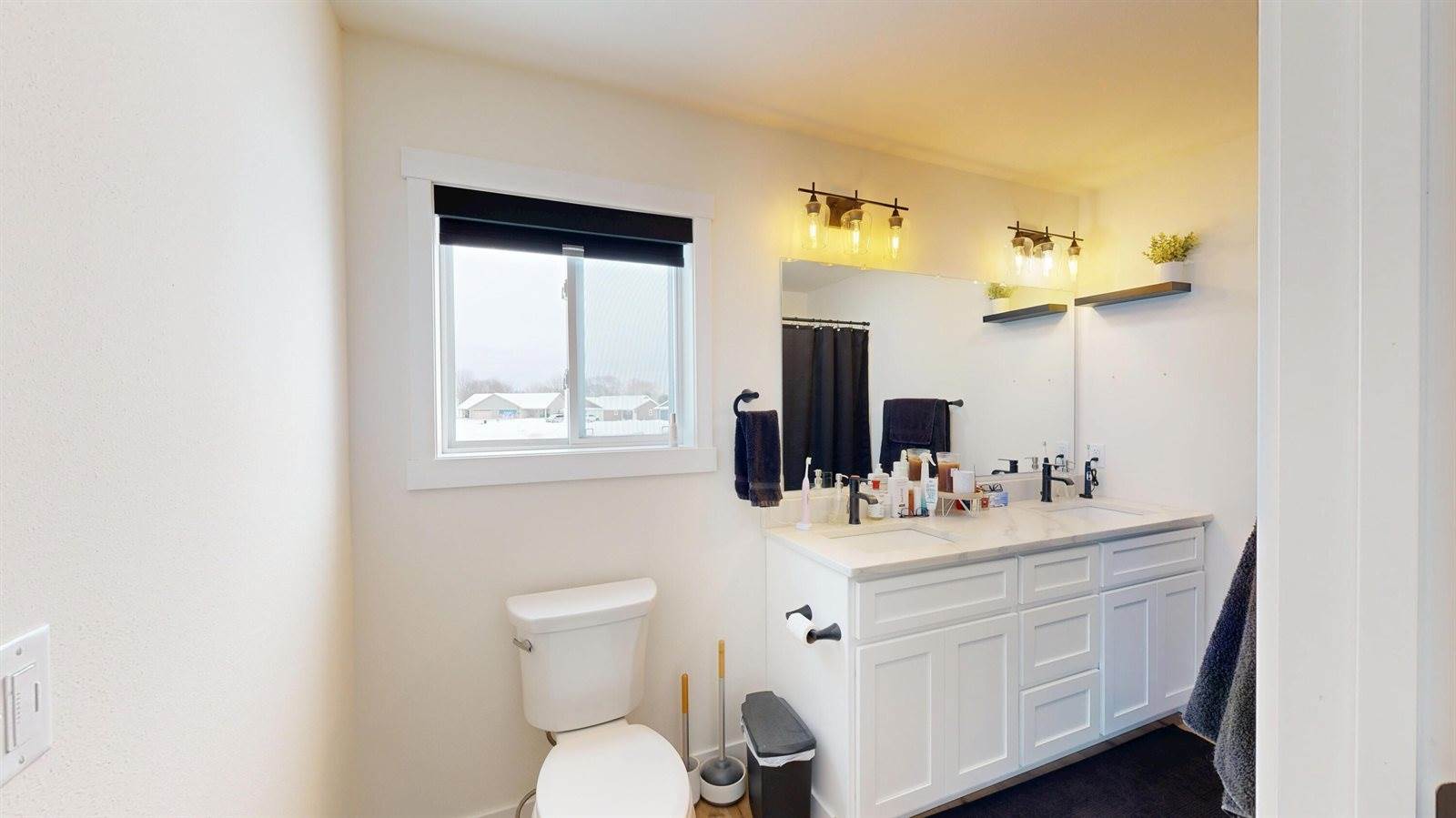 128 Sunflower St, Westby, WI 54667