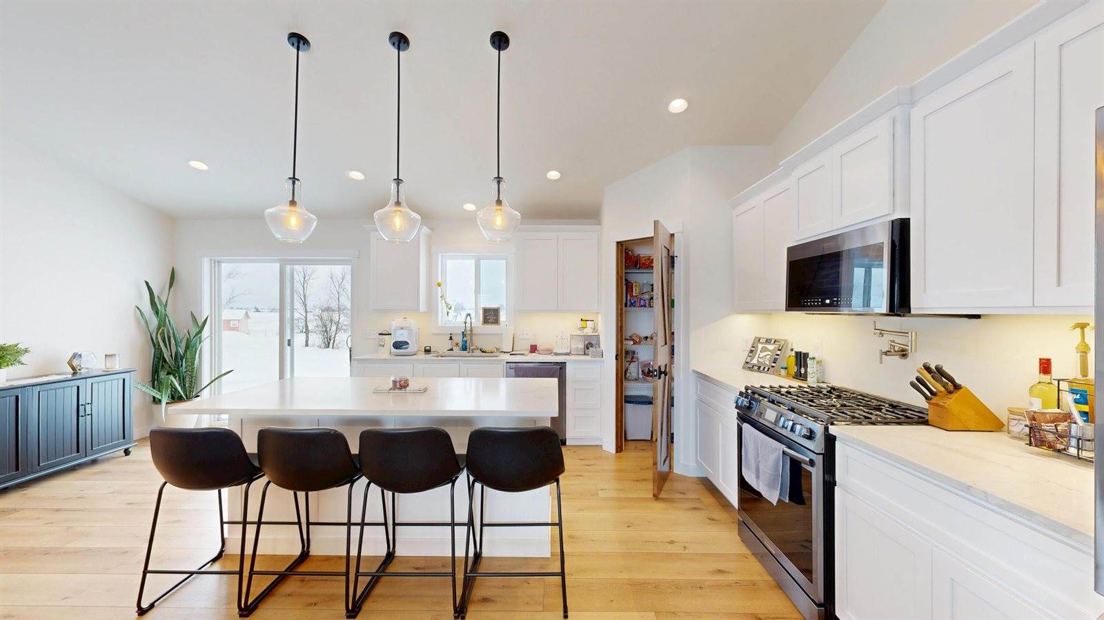 128 Sunflower St, Westby, WI 54667