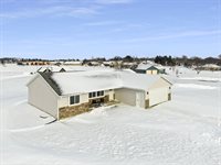128 Sunflower St, Westby, WI 54667
