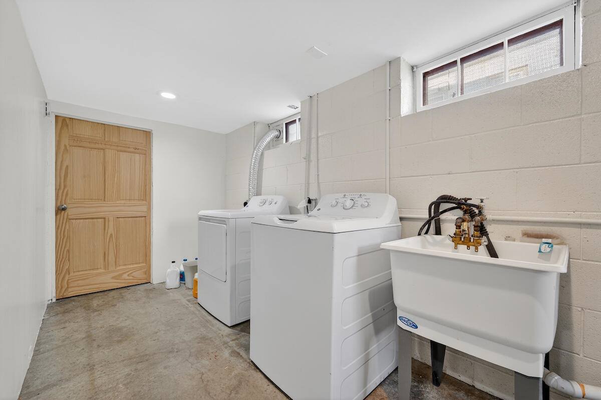 3700 North 14th St, Milwaukee, WI 53206