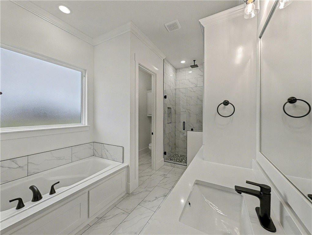 1811 Bluestem Drive, Centerton, AR 72719