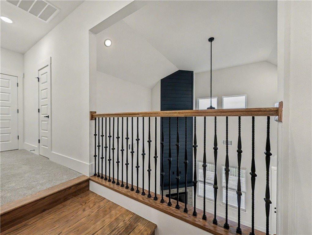 1811 Bluestem Drive, Centerton, AR 72719