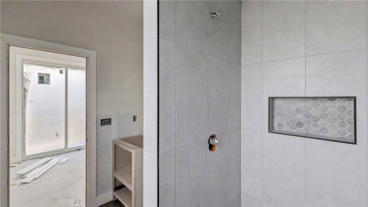 6 Francis Drive, Bella Vista, AR 72715