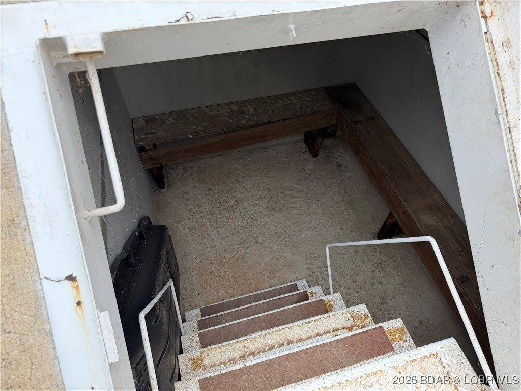 7 Arapaho Road, Eldon, MO 65026