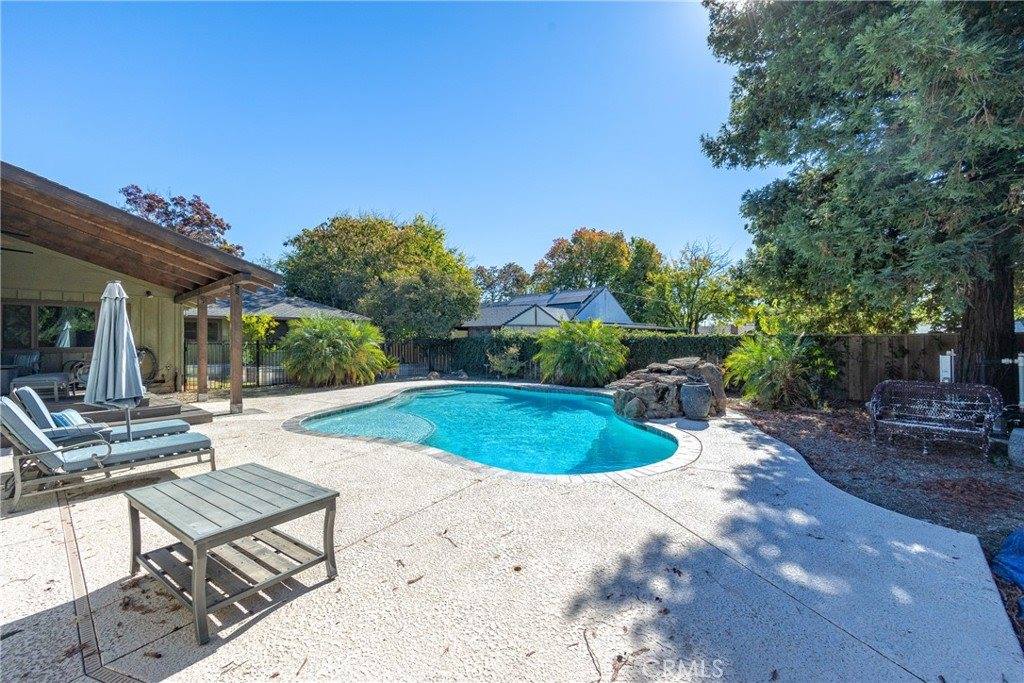 447 South Marshall, Willows, CA 95988