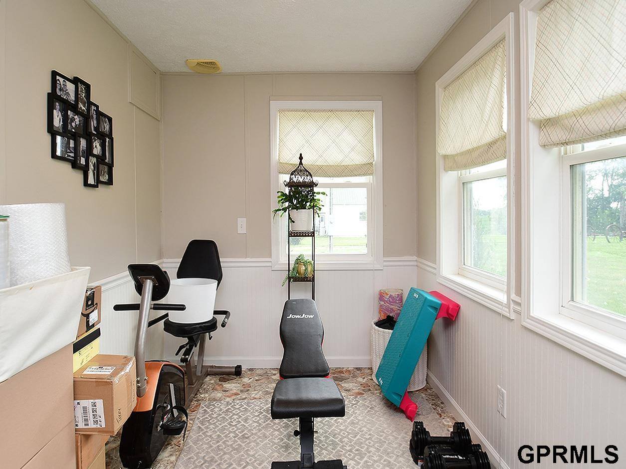 5025 F Road, Dunbar, NE 68346