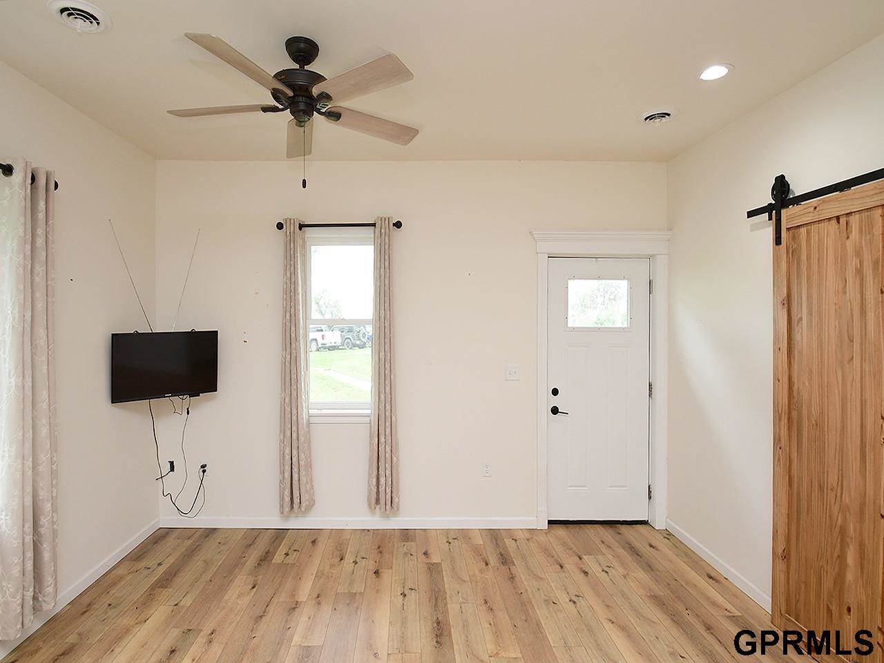 5025 F Road, Dunbar, NE 68346