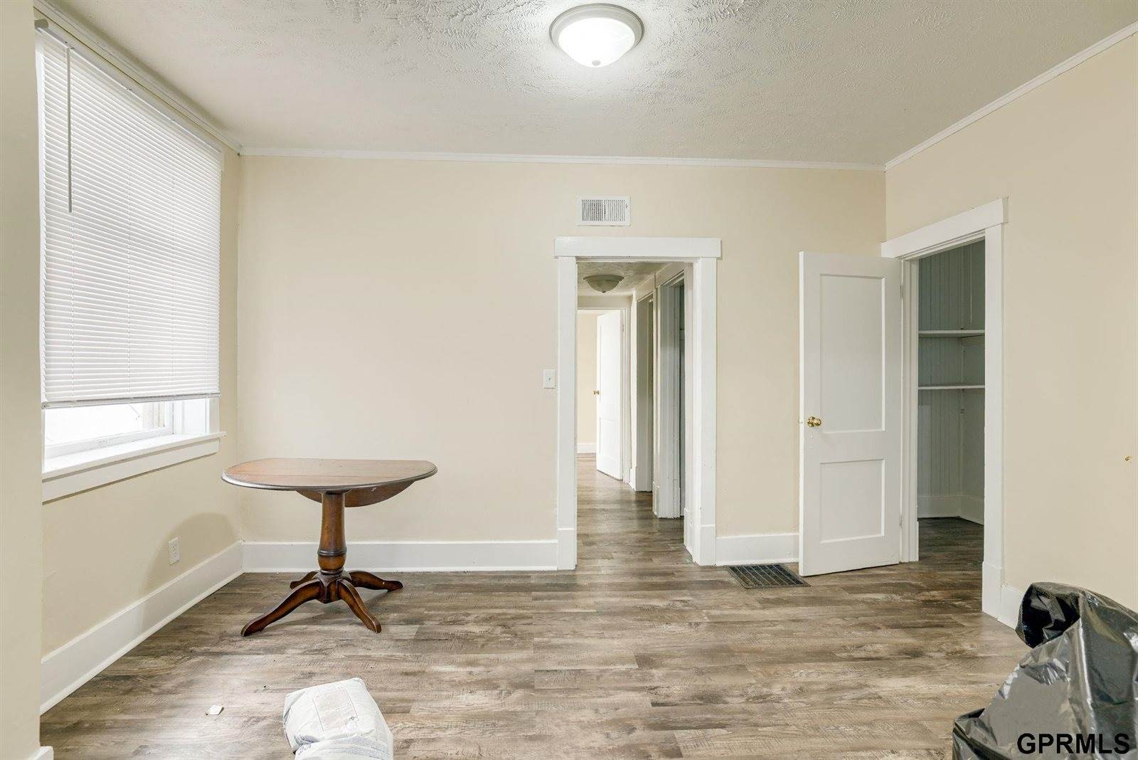 1039 Park Avenue, Omaha, NE 68105