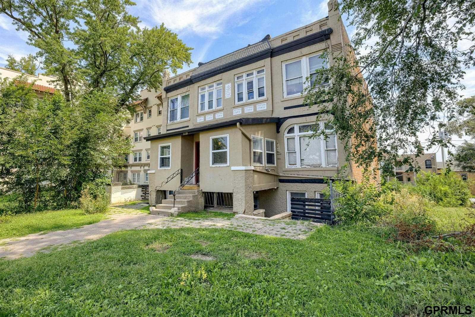 1039 Park Avenue, Omaha, NE 68105