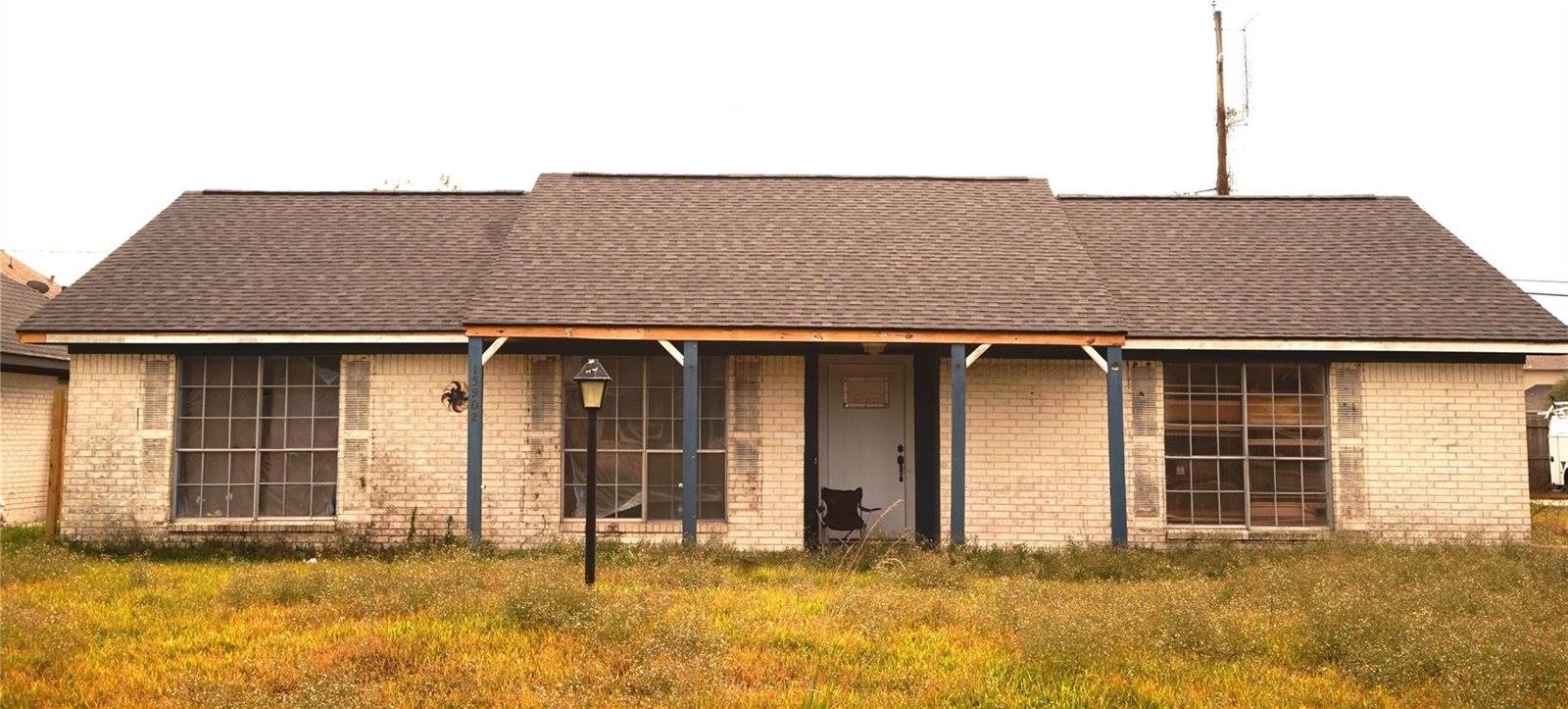 15902 Dunman Lane, Houston, TX 77044