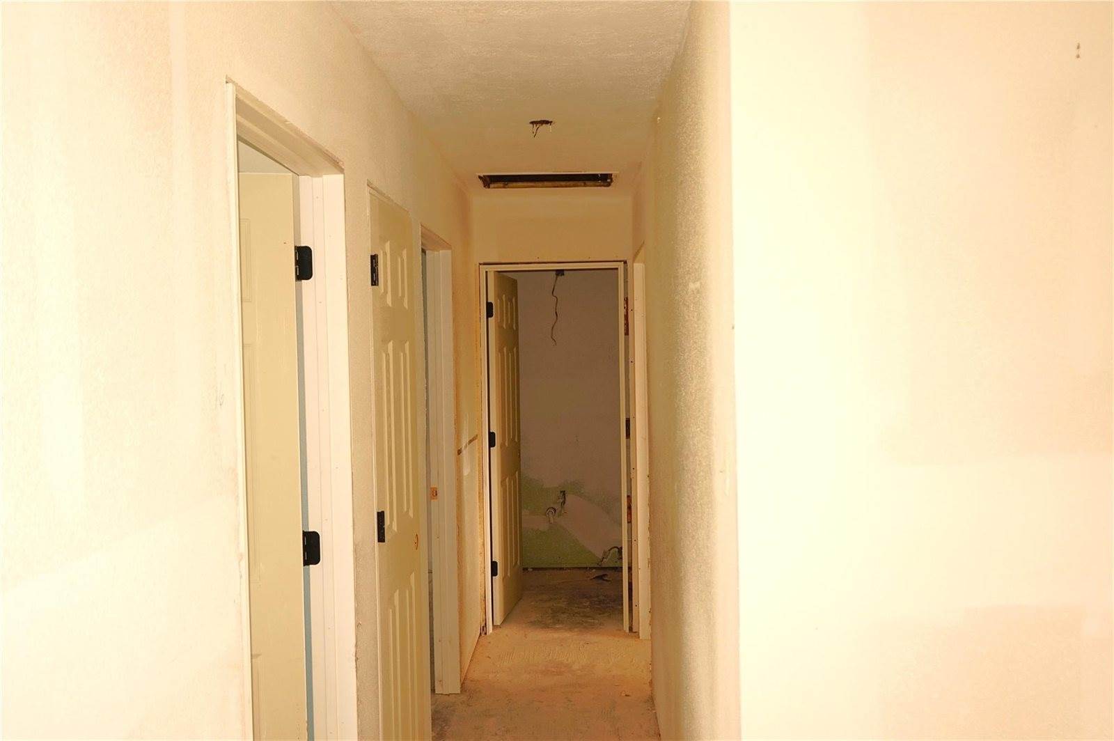 15902 Dunman Lane, Houston, TX 77044