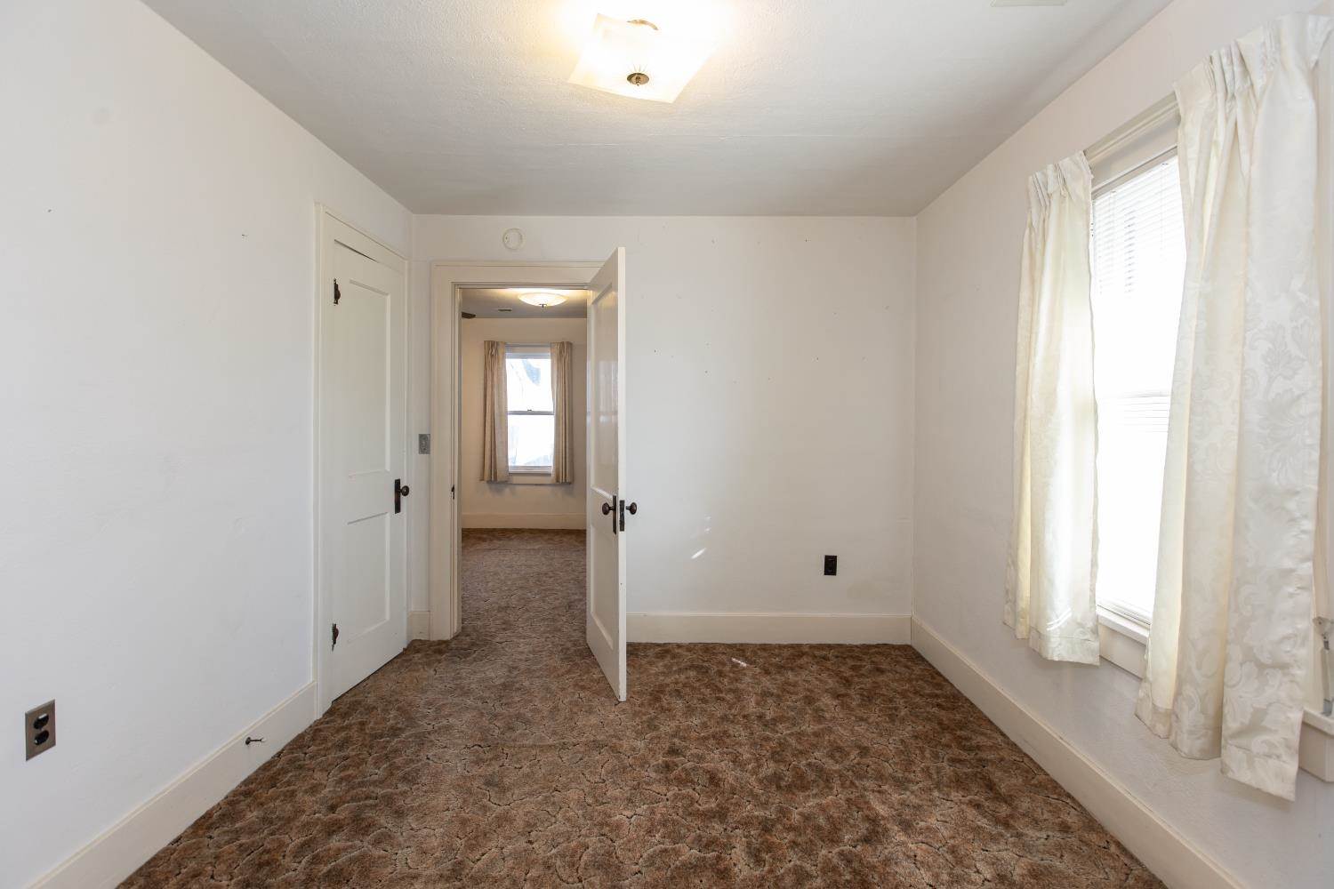 423 Point Rock Street, Elkhart, KS 67950