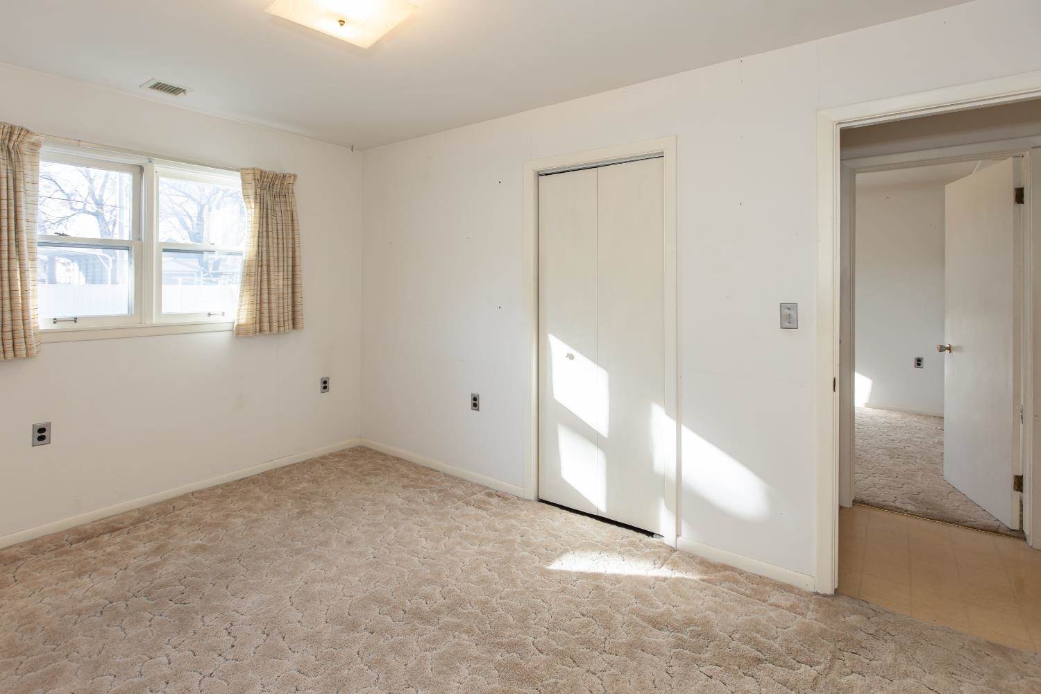 423 Point Rock Street, Elkhart, KS 67950