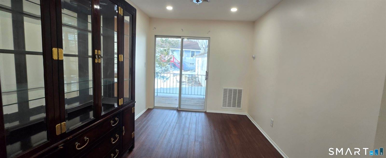 50 Greenhouse, #65D, Bridgeport, CT 06606