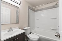 2130 Elmview Drive #D, Ashwaubenon, WI 54304