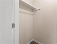 2130 Elmview Drive #J, Ashwaubenon, WI 54304