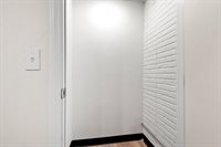 2130 Elmview Drive #J, Ashwaubenon, WI 54304