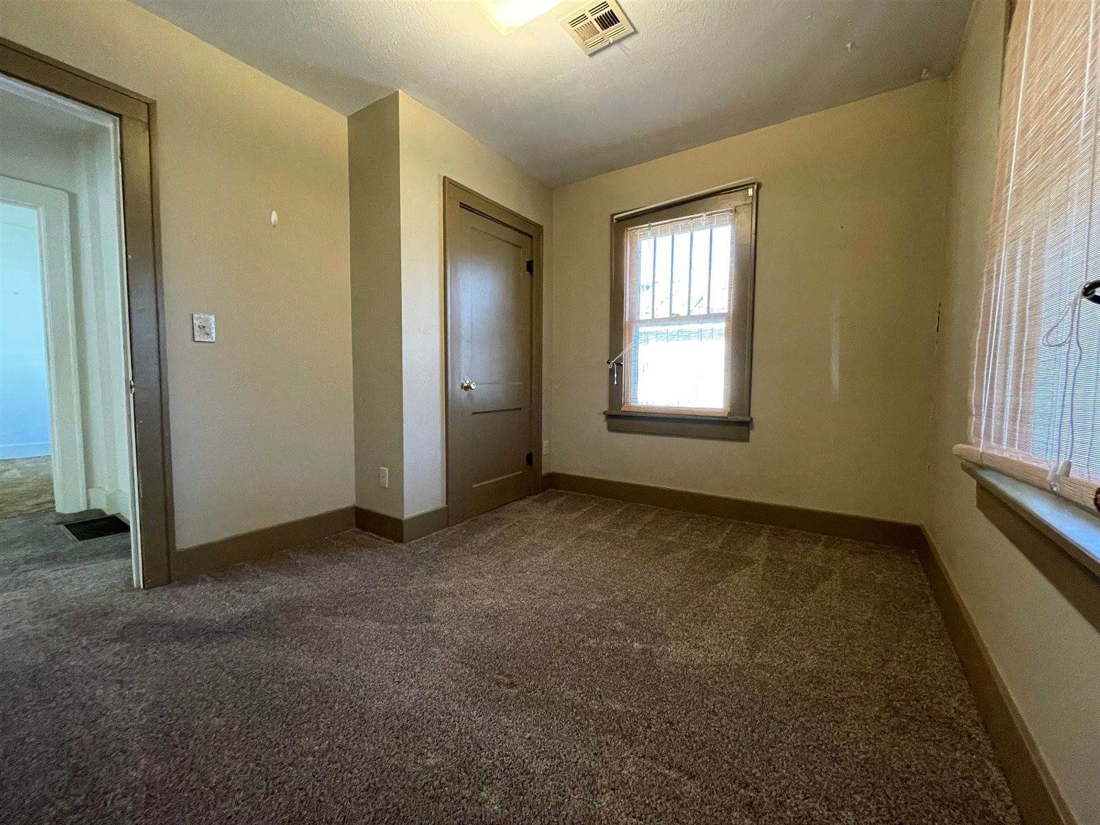 1333 North 4th, Arkansas City, KS 67005