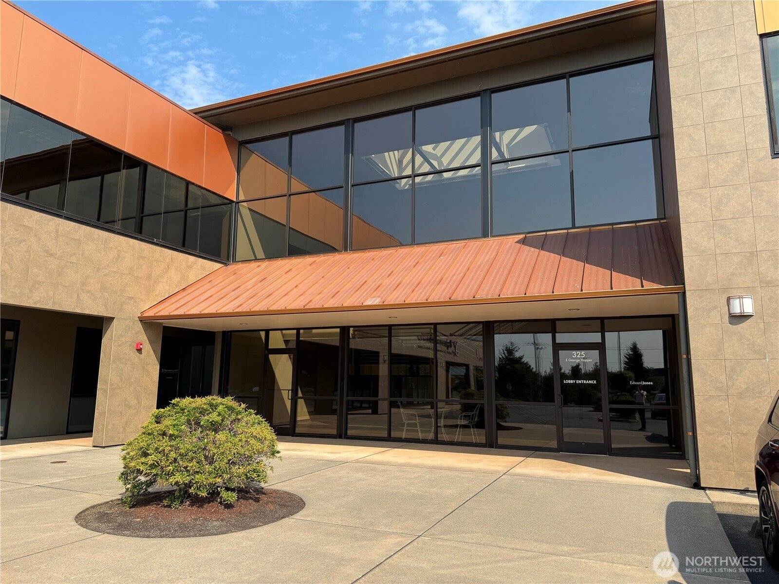 325 East George Hopper Road, Burlington, WA 98233