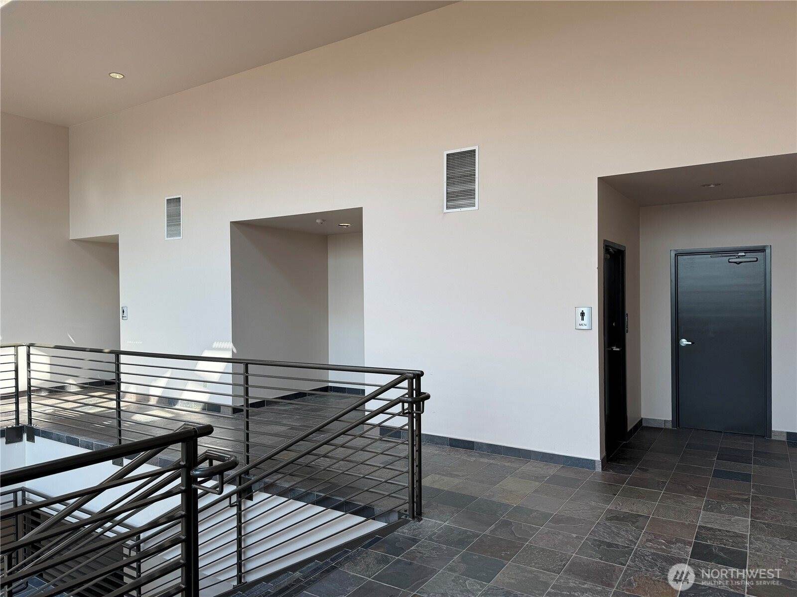 325 East George Hopper Road, Burlington, WA 98233