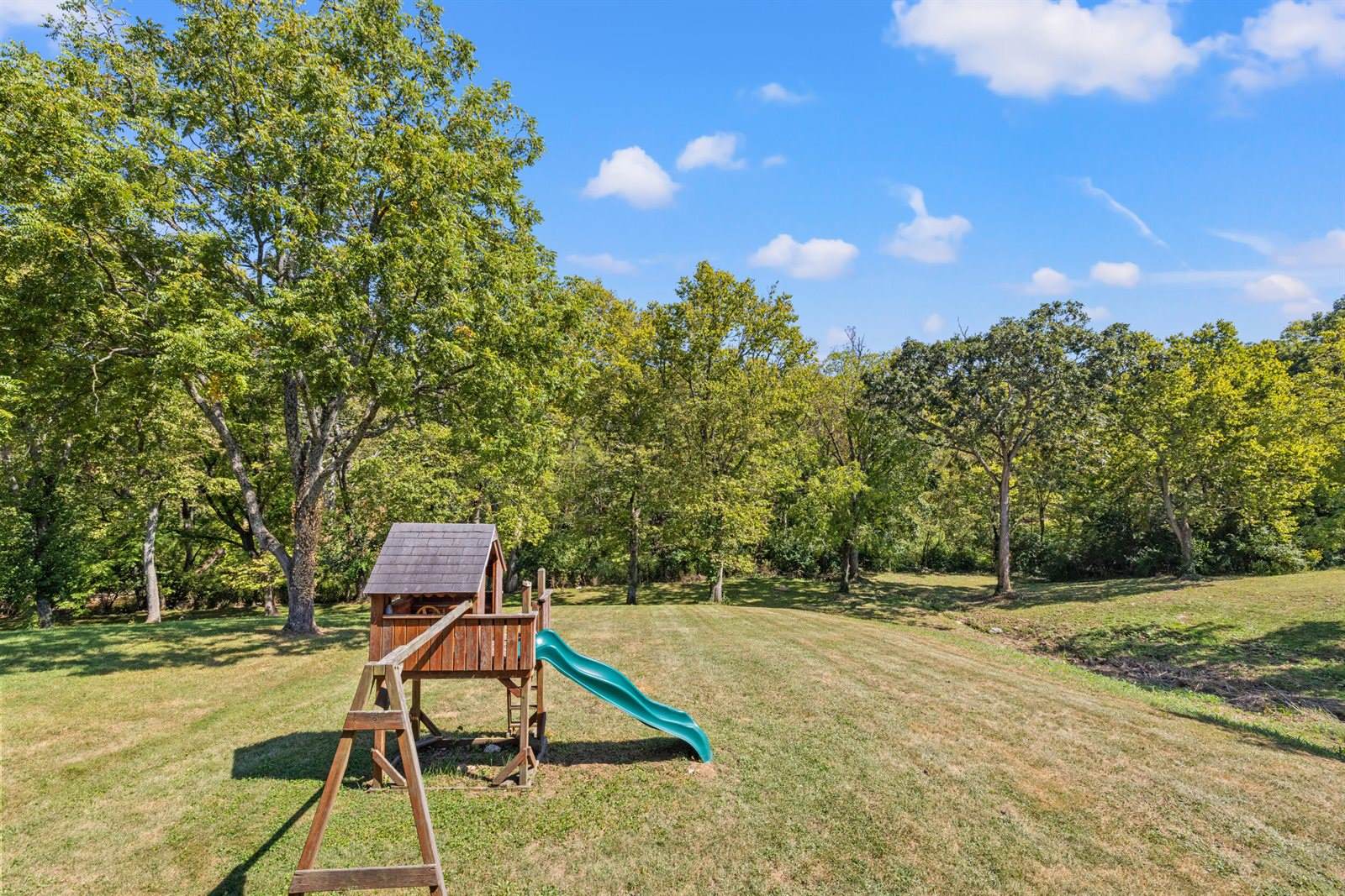304 Blue Spruce Drive, Frankfort, KY 40601