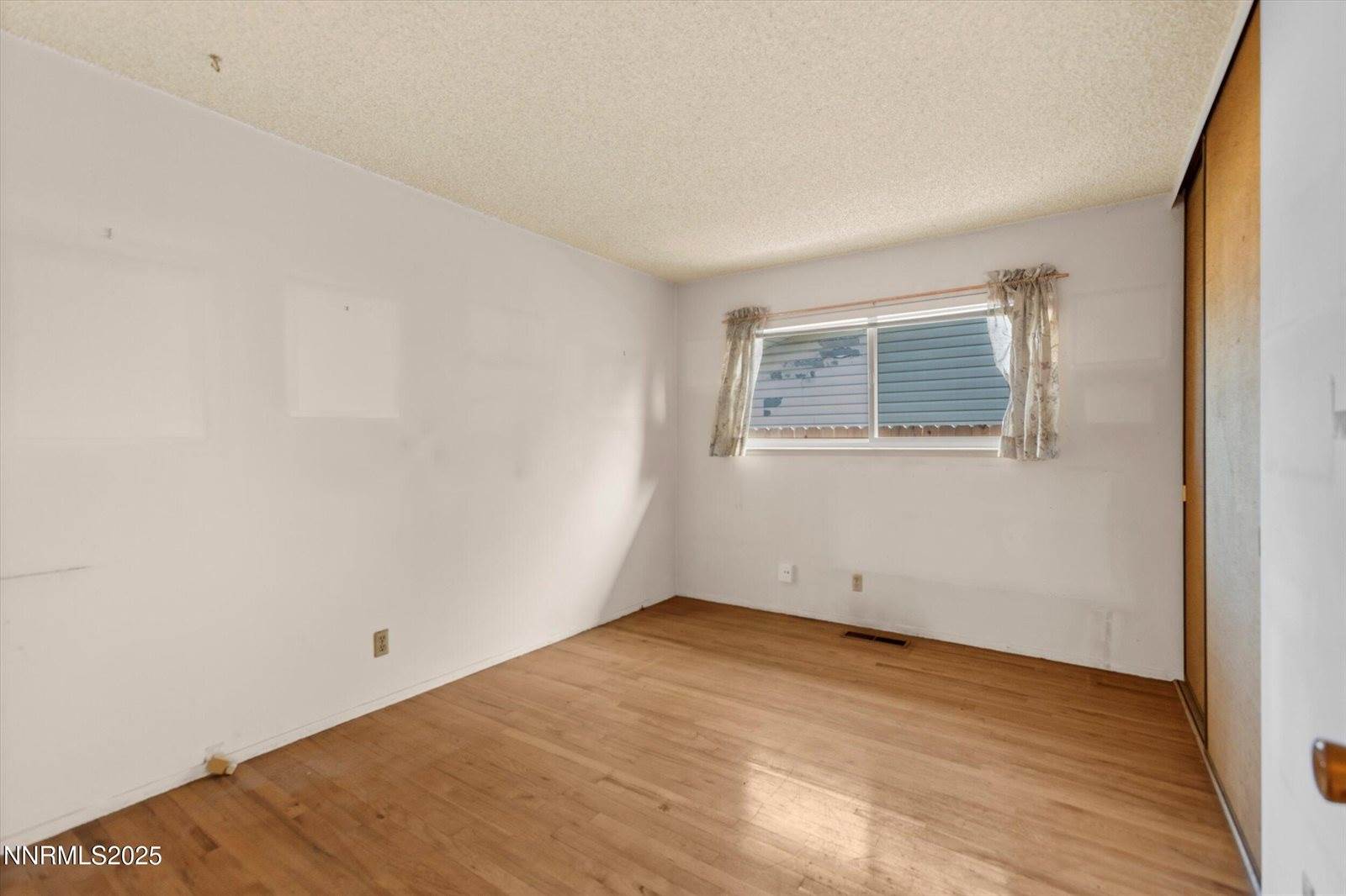 650 Lenwood Drive, Sparks, NV 89431