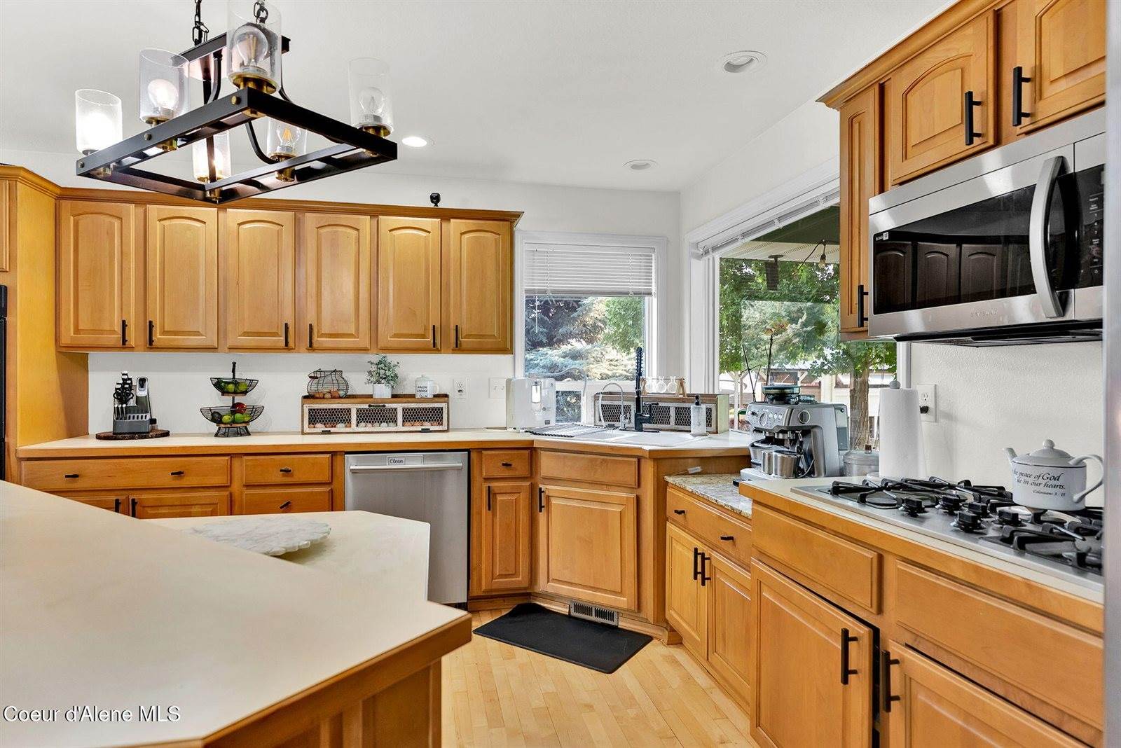 5775 North Colfax St, Dalton Gardens, ID 83815