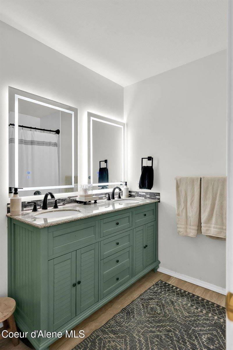 5775 North Colfax St, Dalton Gardens, ID 83815