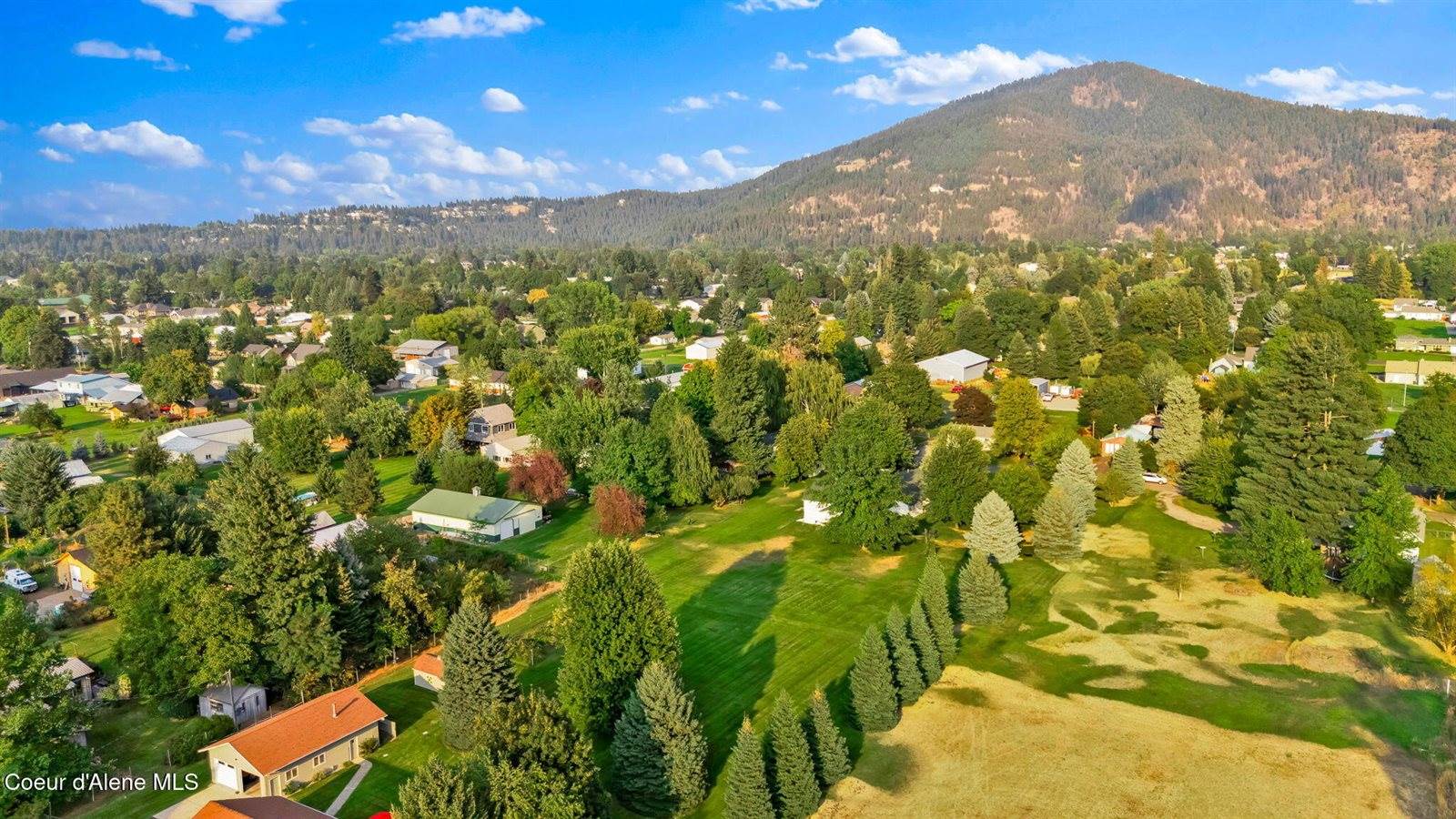 5775 North Colfax St, Dalton Gardens, ID 83815