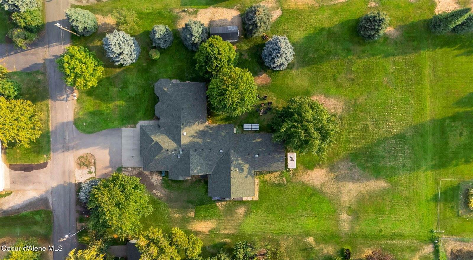 5775 North Colfax St, Dalton Gardens, ID 83815