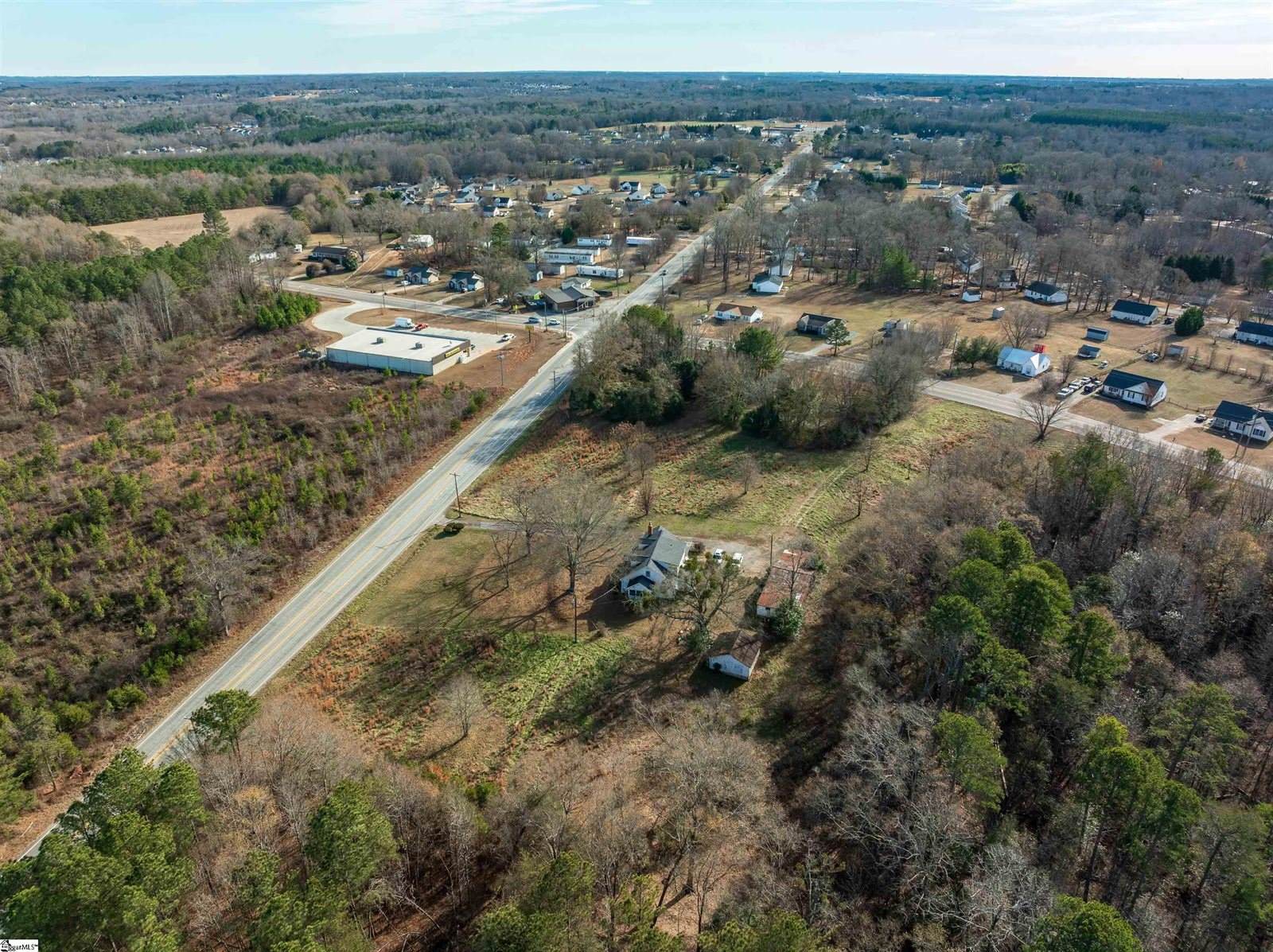 1741 Rainbow Lake, Chesnee, SC 29323