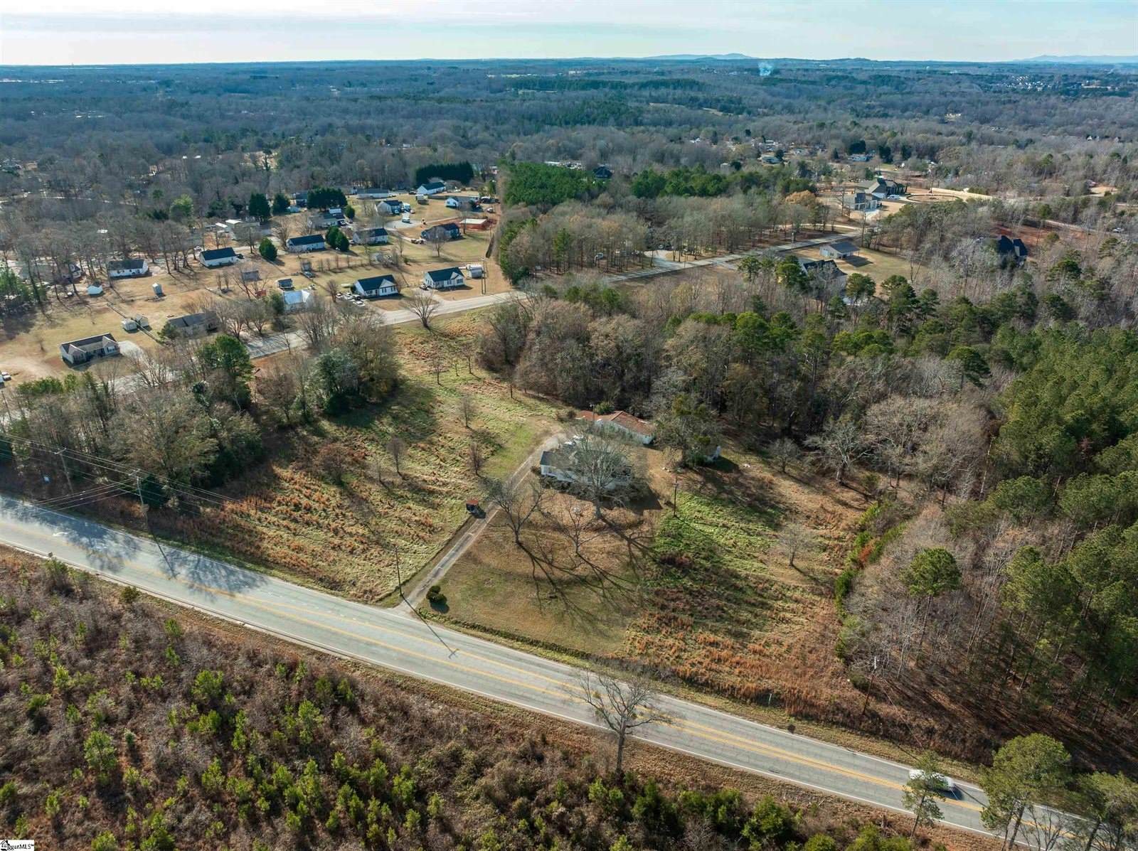 1741 Rainbow Lake, Chesnee, SC 29323