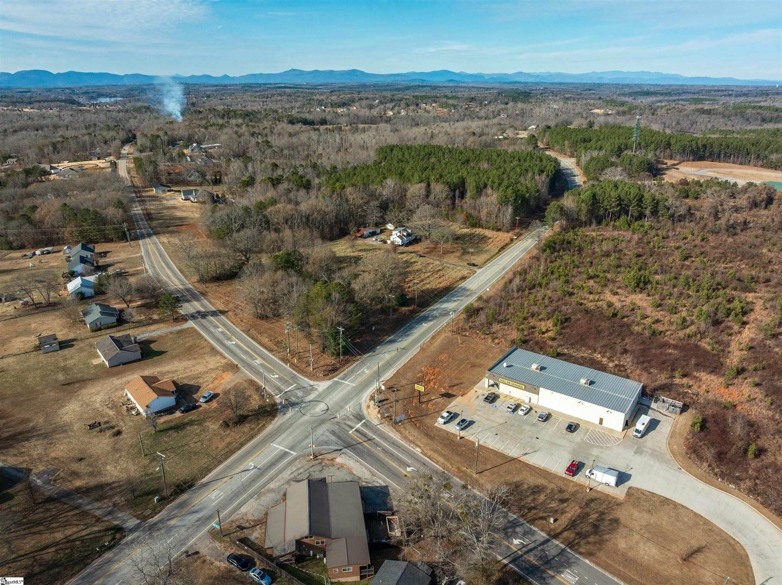 1741 Rainbow Lake, Chesnee, SC 29323