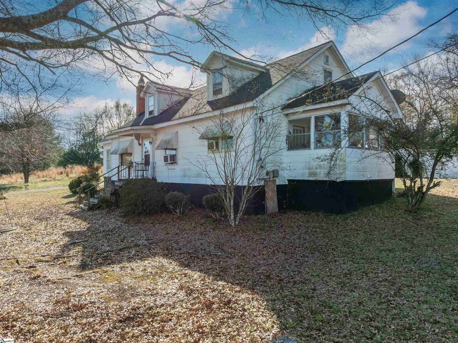 1741 Rainbow Lake, Chesnee, SC 29323