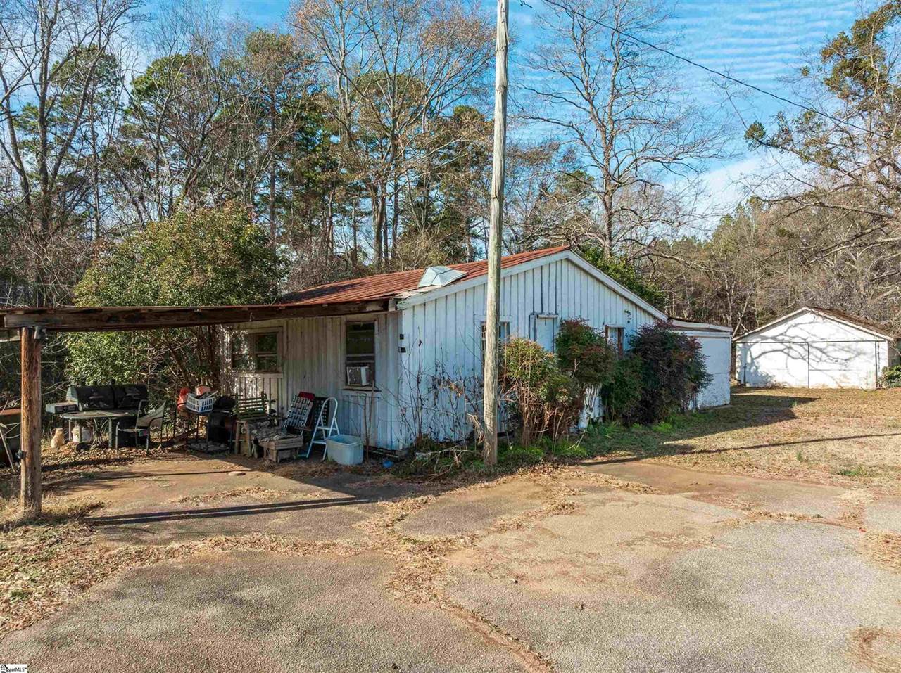 1741 Rainbow Lake, Chesnee, SC 29323