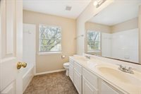 6501 East Bending Oaks Lane, Pearland, TX 77584