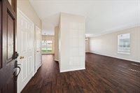 6501 East Bending Oaks Lane, Pearland, TX 77584