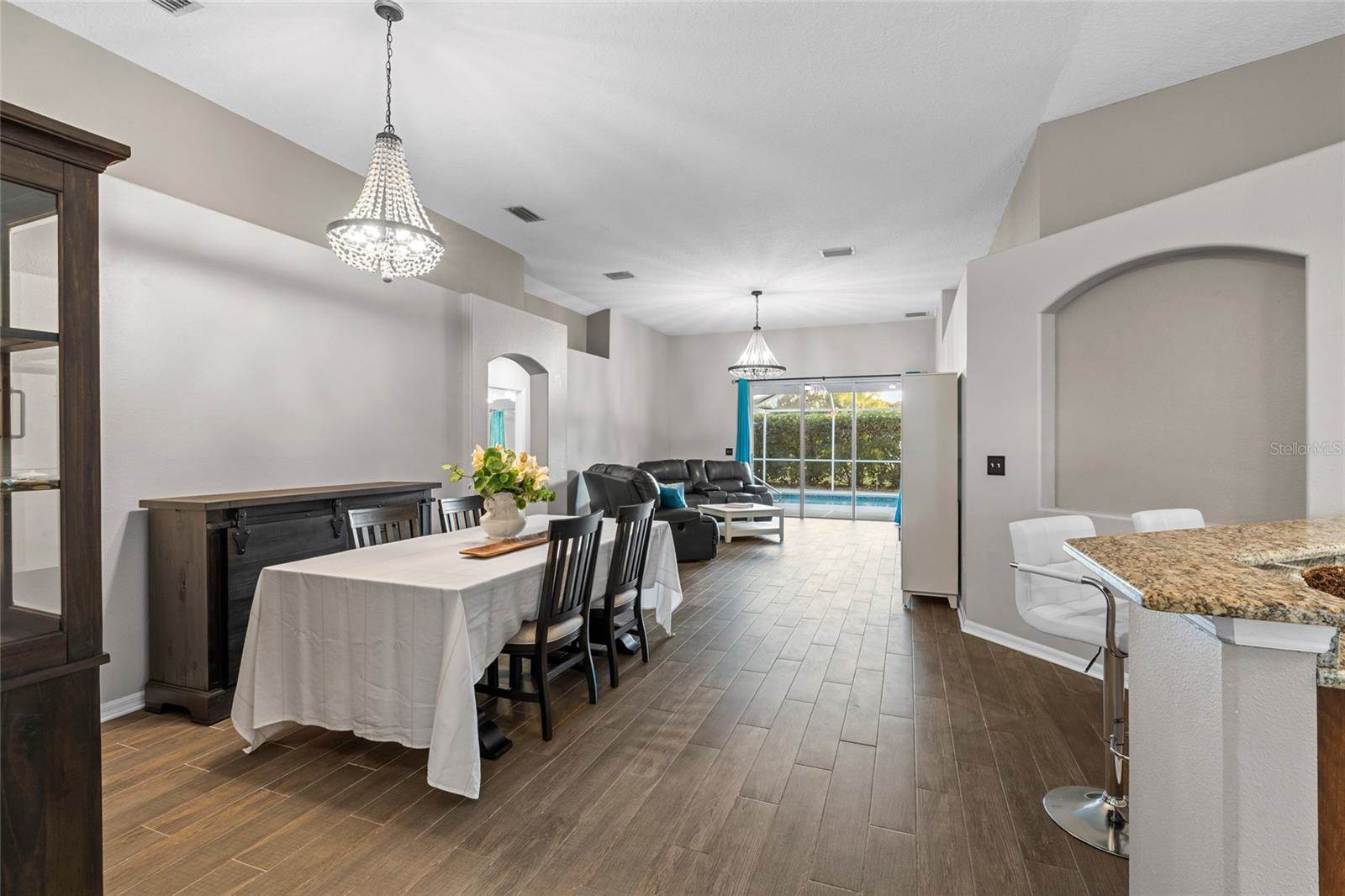 6006 Chellas Court, Lutz, FL 33558