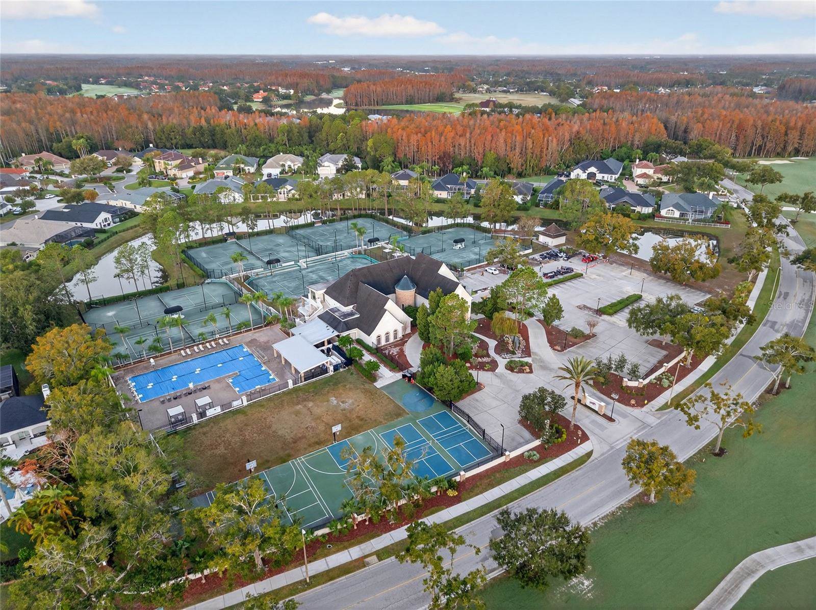 6006 Chellas Court, Lutz, FL 33558