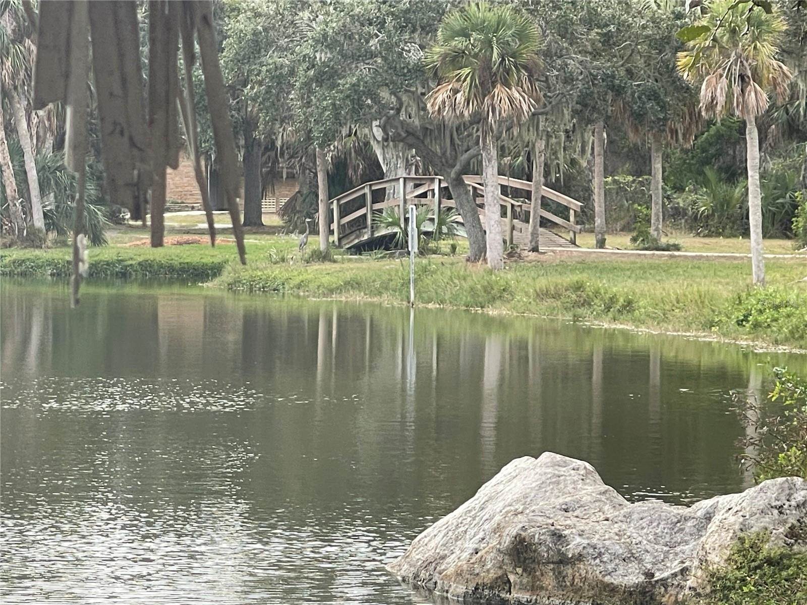 124 Dogwood Circle, Seminole, FL 33777