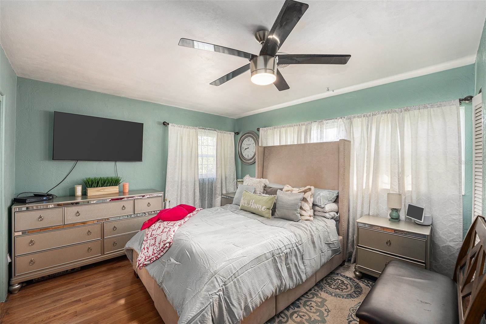 1175 62ND Place South, Saint Petersburg, FL 33705