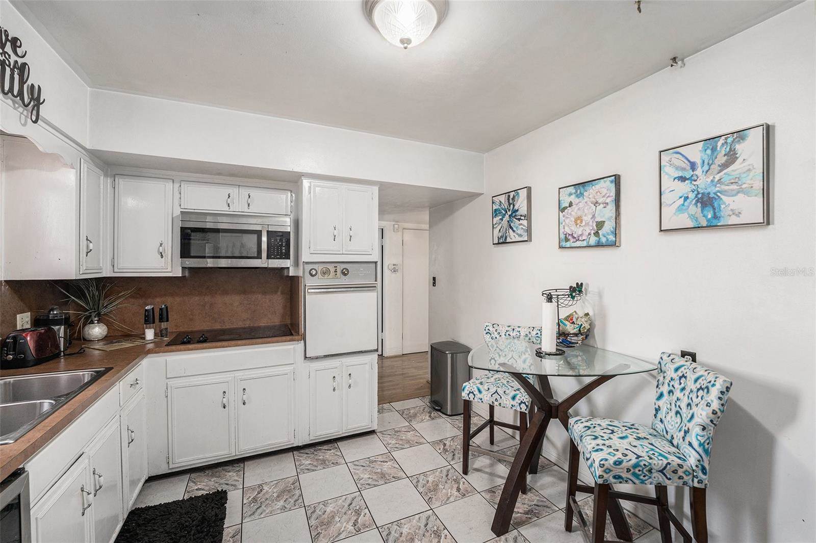 1175 62ND Place South, Saint Petersburg, FL 33705