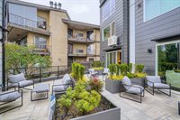 511 Howe St, Seattle, WA 98109