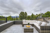 511 Howe St, Seattle, WA 98109