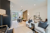 511 Howe St, Seattle, WA 98109