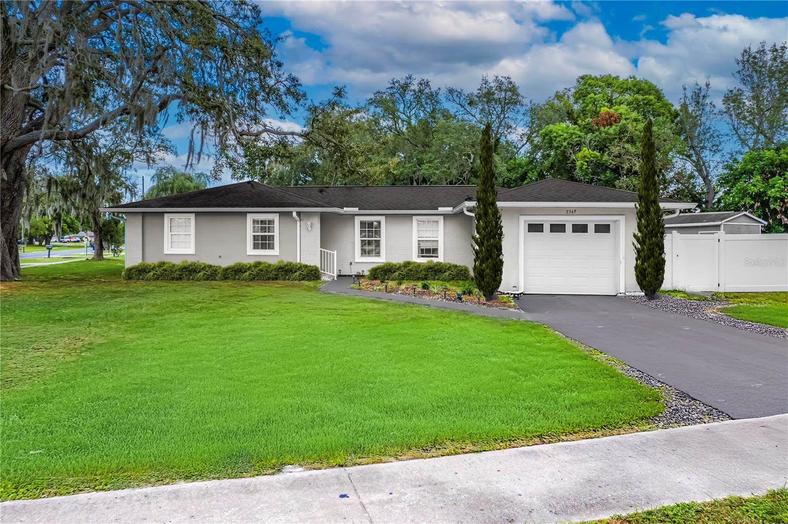 7367 East Gates Circle, Spring Hill, FL 34606