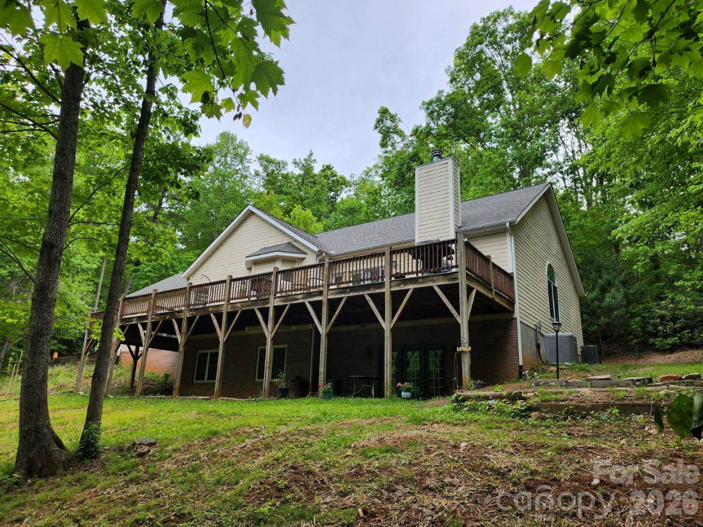 45 Baton Lane, Asheville, NC 28803